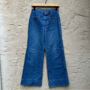 Vintage 70s Wrangler high rise bell bottom flare jeans 4 6